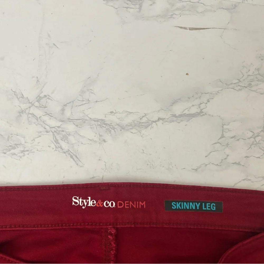 STYLE & CO Denim Women's SKINNY Leg Jeans Sz 6S Short Red Stretch L​
